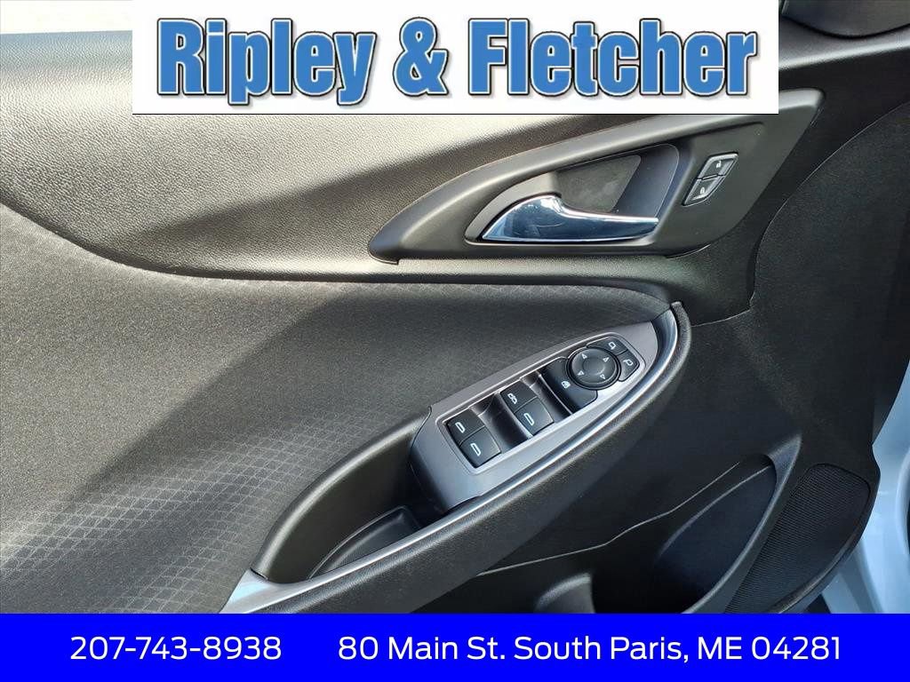 Used 2018 Chevrolet Malibu LT image 10