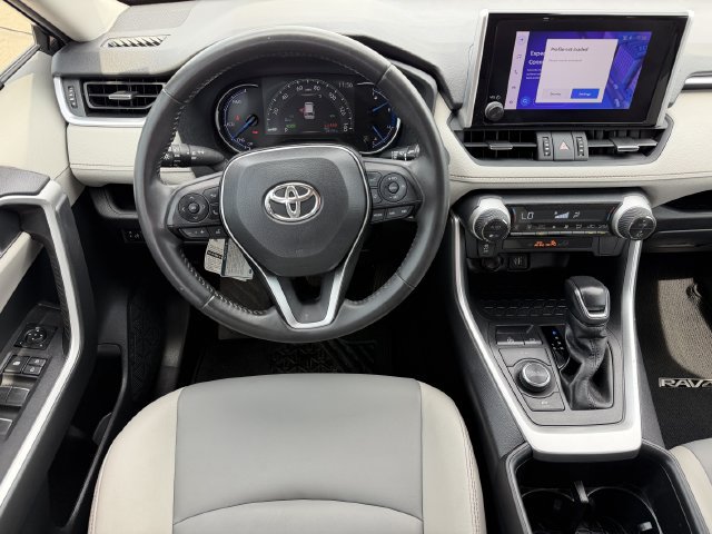 Certified 2023 Toyota RAV4 XLE Premium AWD/4WD image 11
