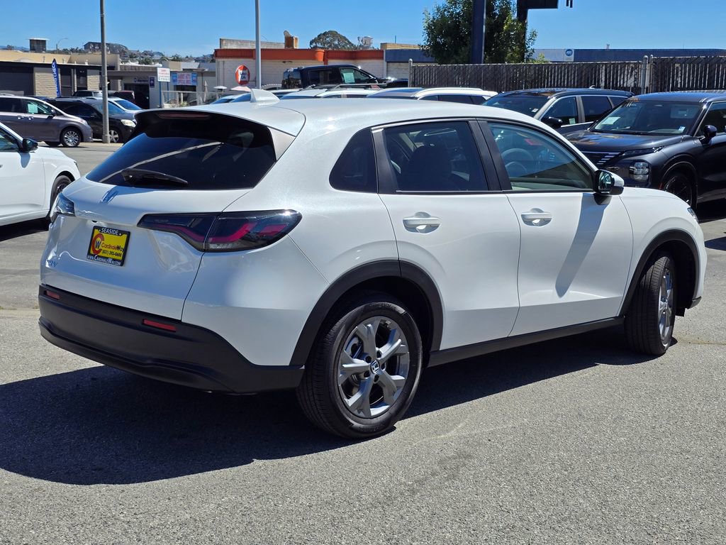 Used 2026 Honda HR-V LX image 7