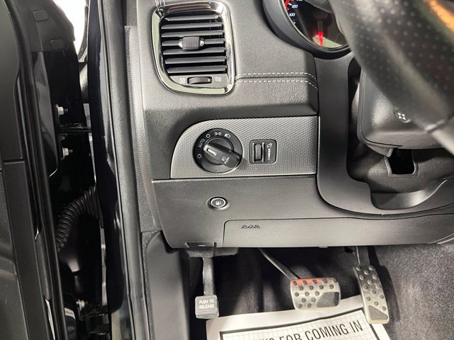 Used 2018 Dodge Durango SRT w/ SRT Interior Appearance Group AWD/4WD image 15