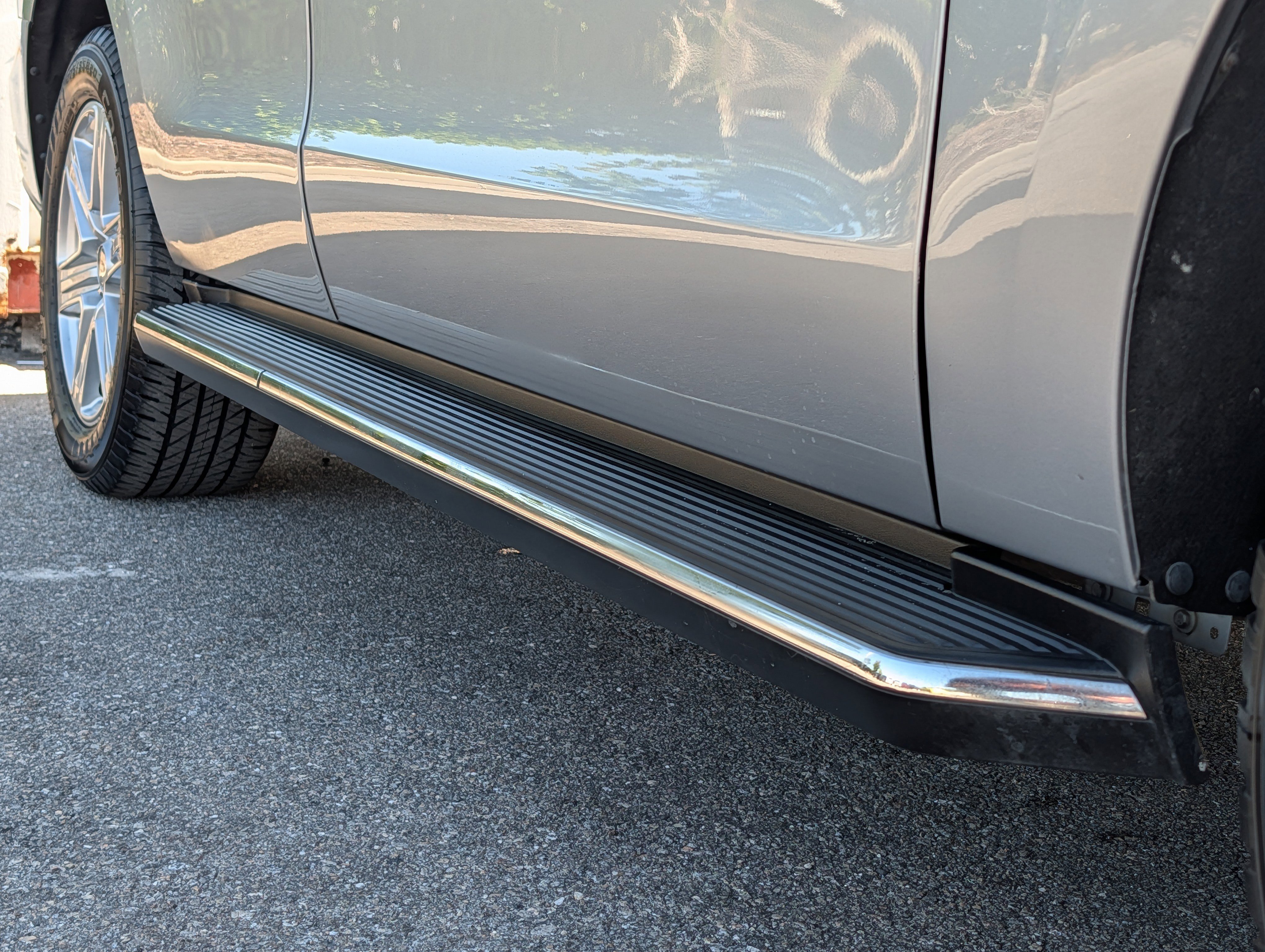 Used 2020 Ford Expedition XLT w/ Equipment Group 202A RWD image 13