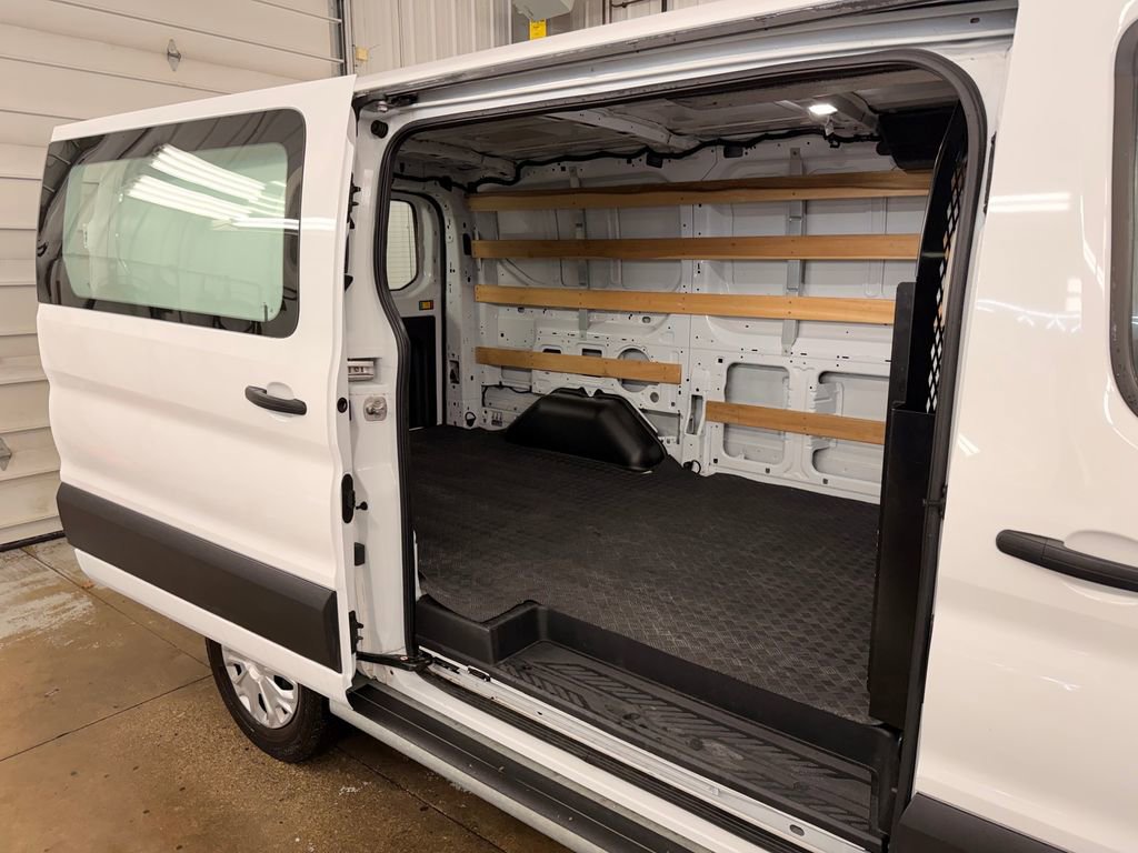 Used 2024 Ford Transit 250 Low Roof w/ Exterior Upgrade Package image 23