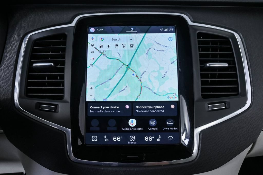 Certified 2025 Volvo XC90 T8 Core w/ Protection Package AWD/4WD image 16