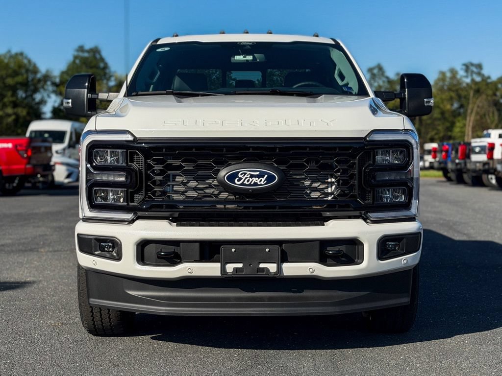 New 2027 Ford F350 Lariat w/ Black Appearance Package AWD/4WD image 2
