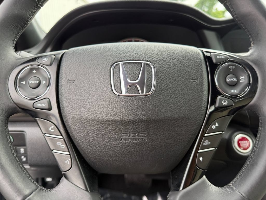 Used 2016 Honda Accord Touring image 20