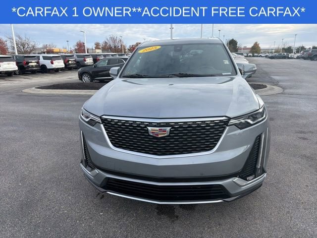 Used 2025 Cadillac XT6 Premium Luxury image 4