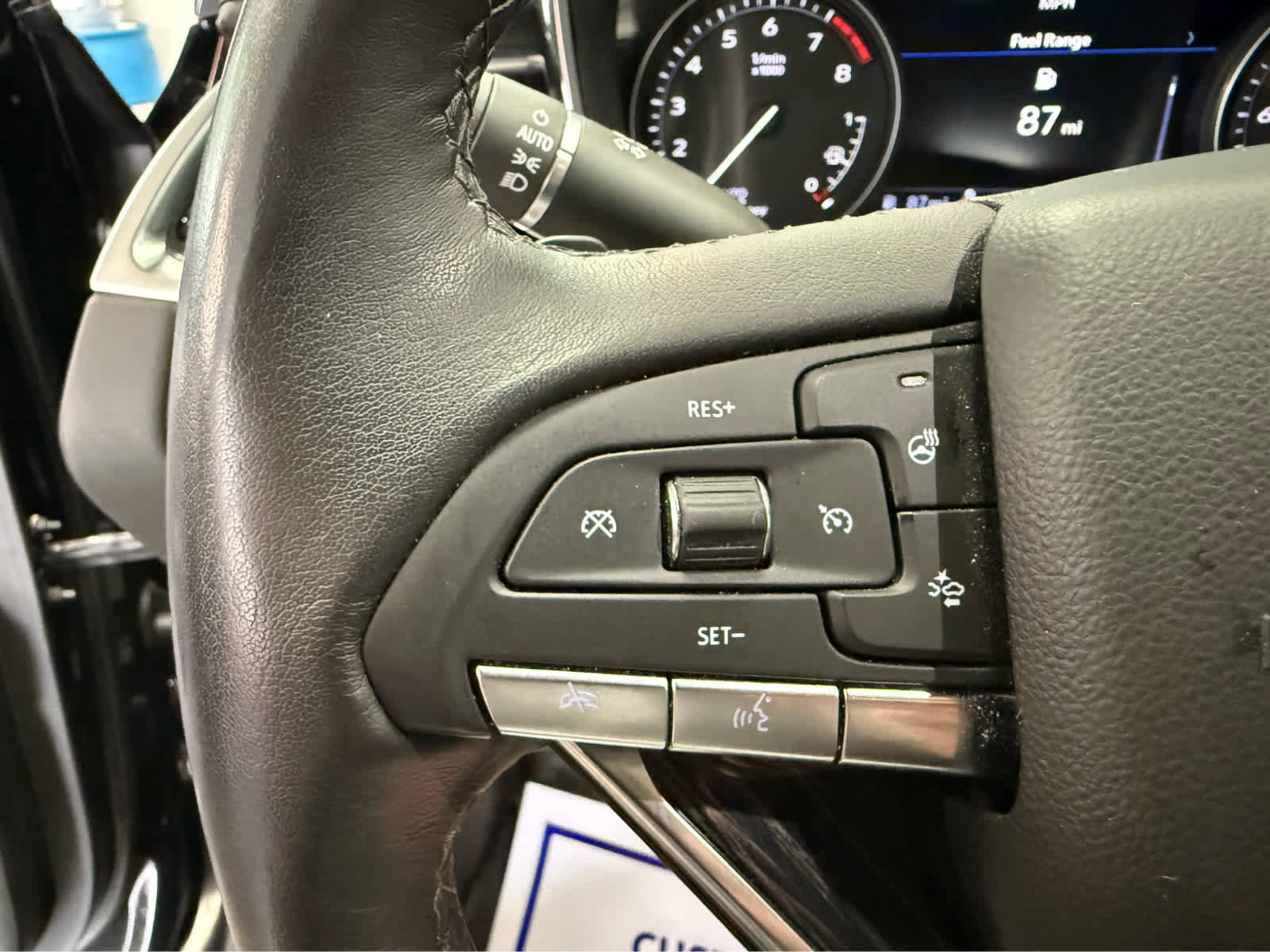 Used 2025 Cadillac XT6 Premium Luxury w/ Technology Package image 17