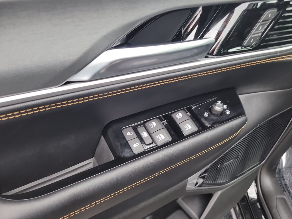 New 2026 Jeep Grand Wagoneer 4WD image 21