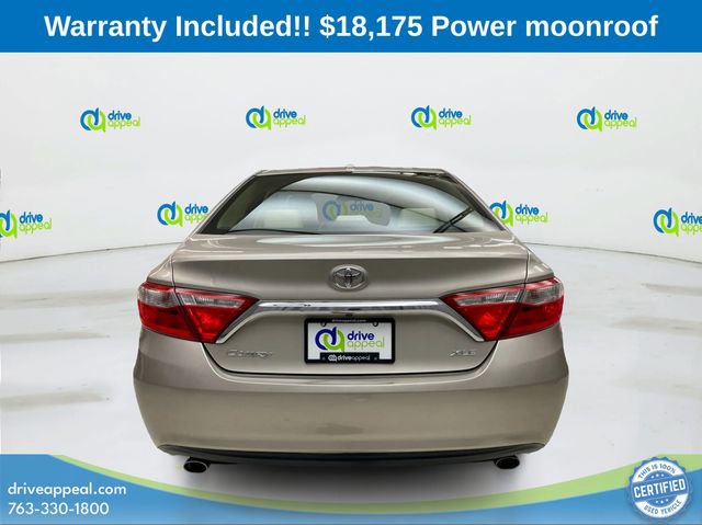 Used 2015 Toyota Camry XLE image 7