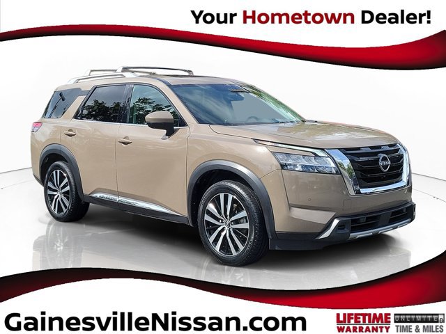 Used 2023 Nissan Pathfinder Platinum w/ Cargo Package