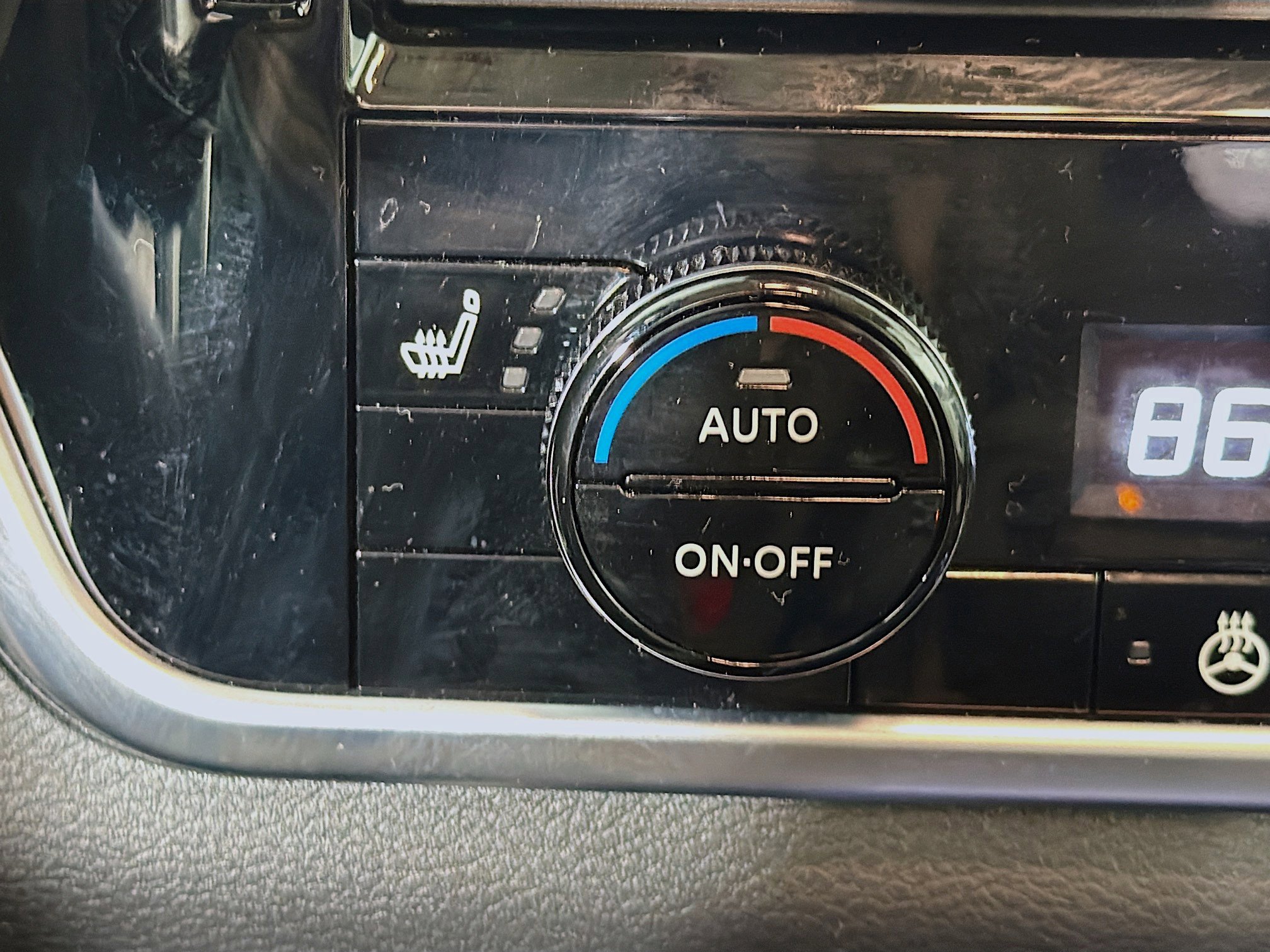 Used 2026 Nissan Rogue SL image 21