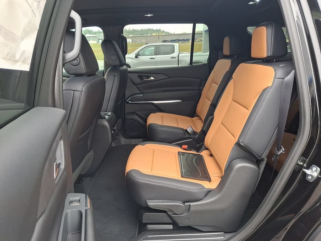 New 2027 Chevrolet Traverse Z71 w/ Driver Confidence Package AWD/4WD image 5