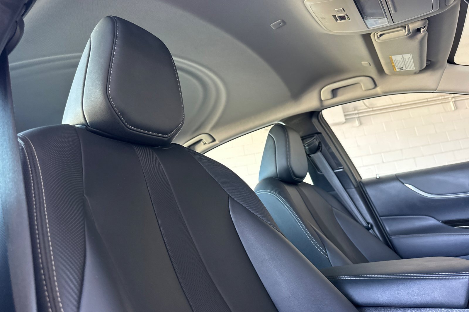 Used 2025 Toyota Mirai XLE RWD image 15