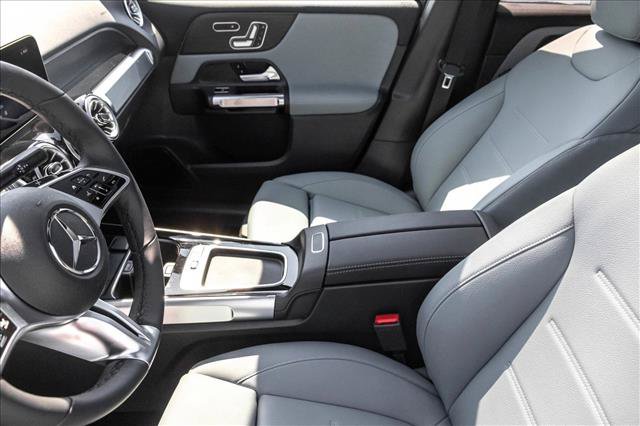 New 2026 Mercedes-Benz GLB 250 4MATIC image 11
