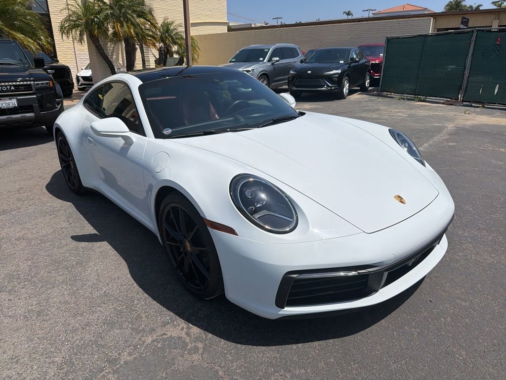 Used 2020 Porsche 911 Carrera RWD image 3