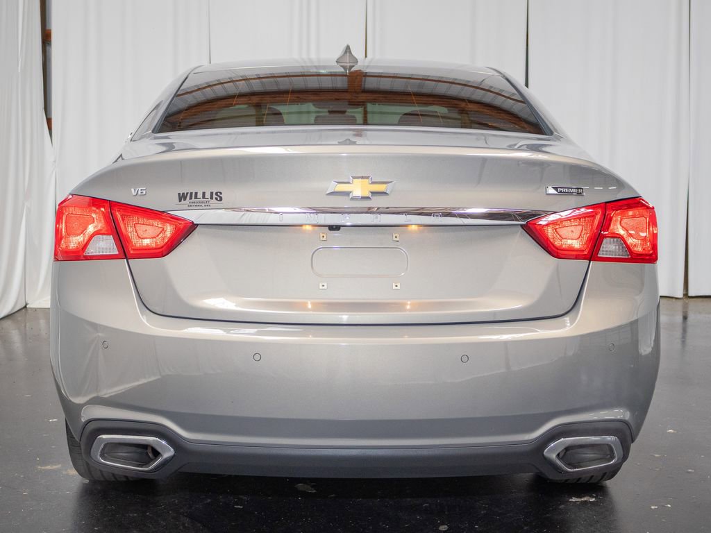 Used 2018 Chevrolet Impala Premier FWD image 3