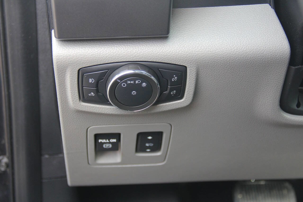 Used 2020 Ford F150 XLT w/ Equipment Group 301A Mid AWD/4WD image 31