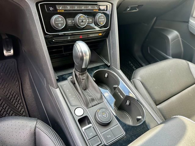 Certified 2023 Volkswagen Atlas Cross Sport SEL R-Line image 31