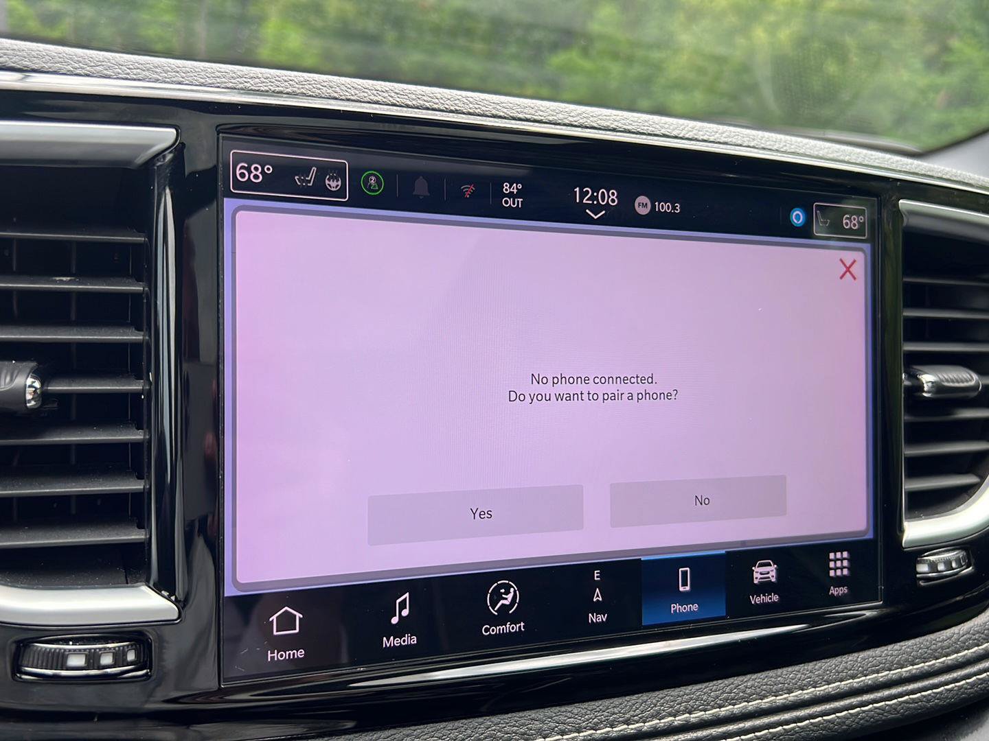 Used 2025 Chrysler Pacifica Limited FWD image 19