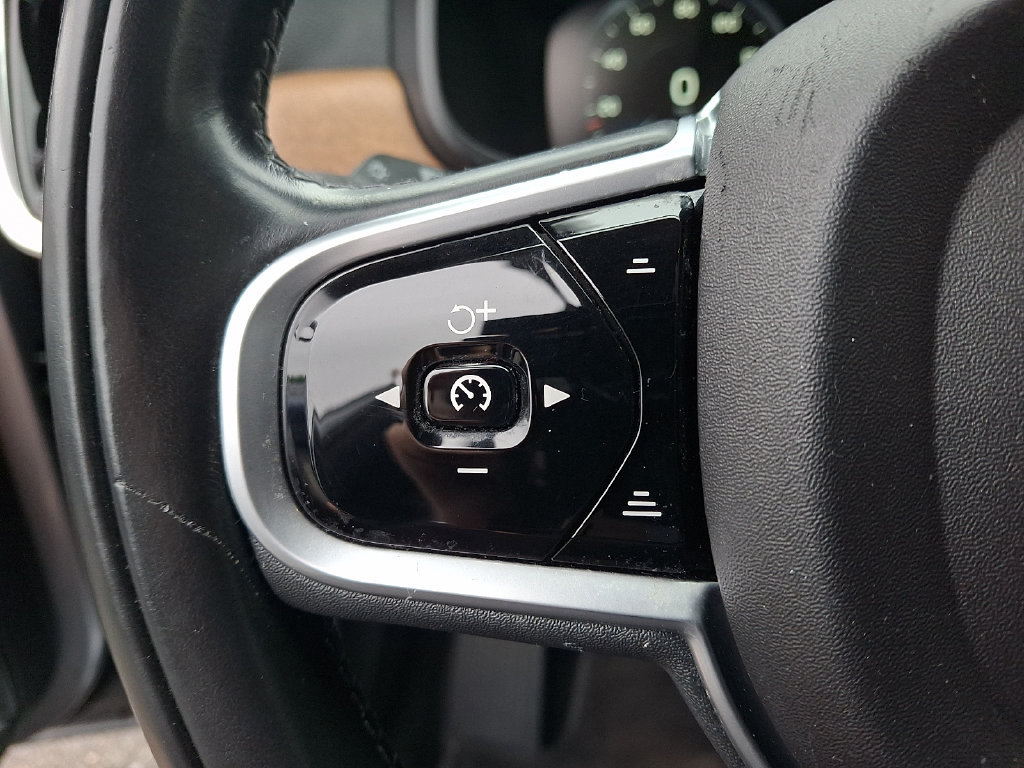 Used 2019 Volvo S90 T6 Inscription w/ Advanced Package AWD/4WD image 19