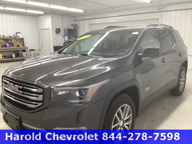Used 2017 GMC Acadia SLE image 3