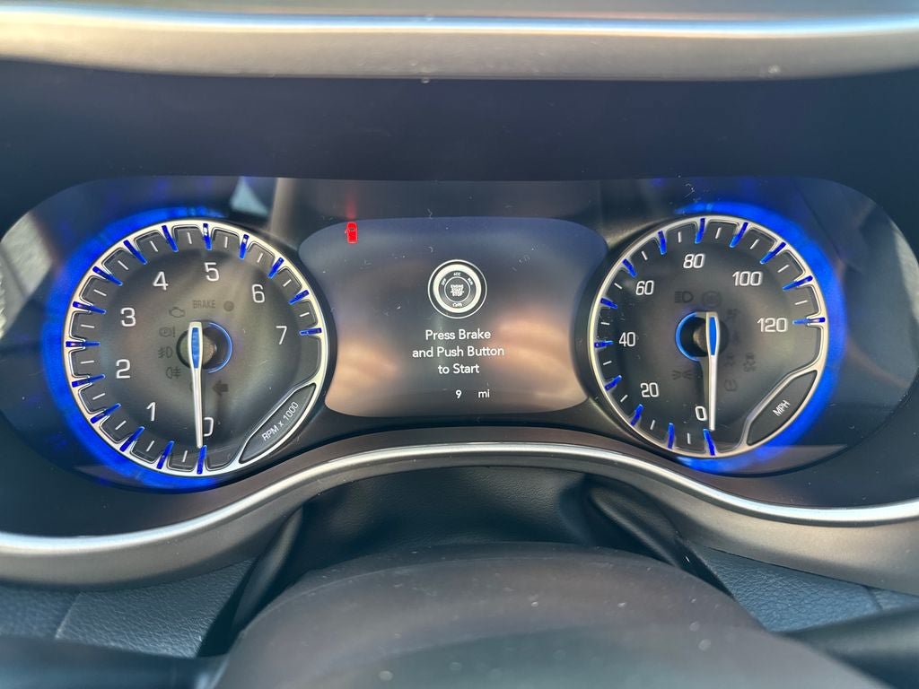 New 2027 Chrysler Pacifica Select AWD/4WD image 18