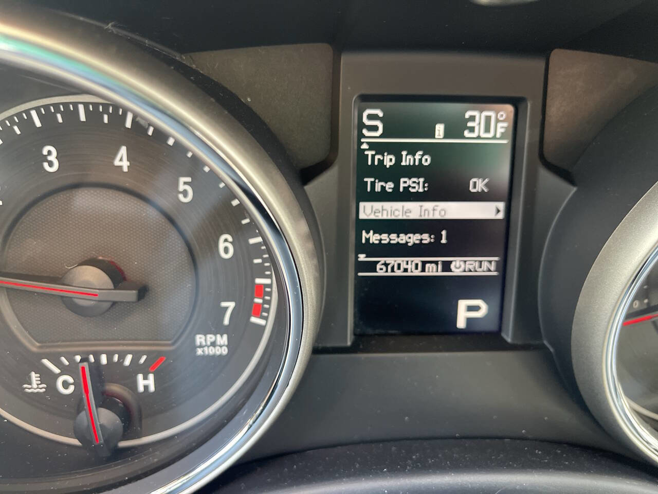 Used 2011 Jeep Grand Cherokee Laredo image 15
