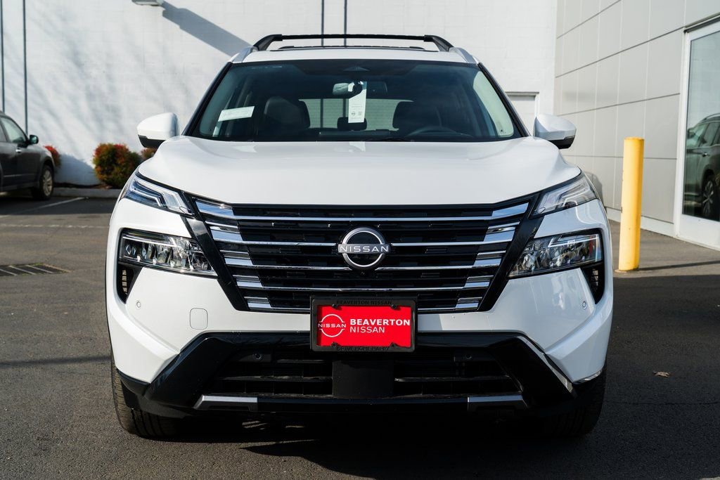 New 2026 Nissan Rogue Platinum image 2