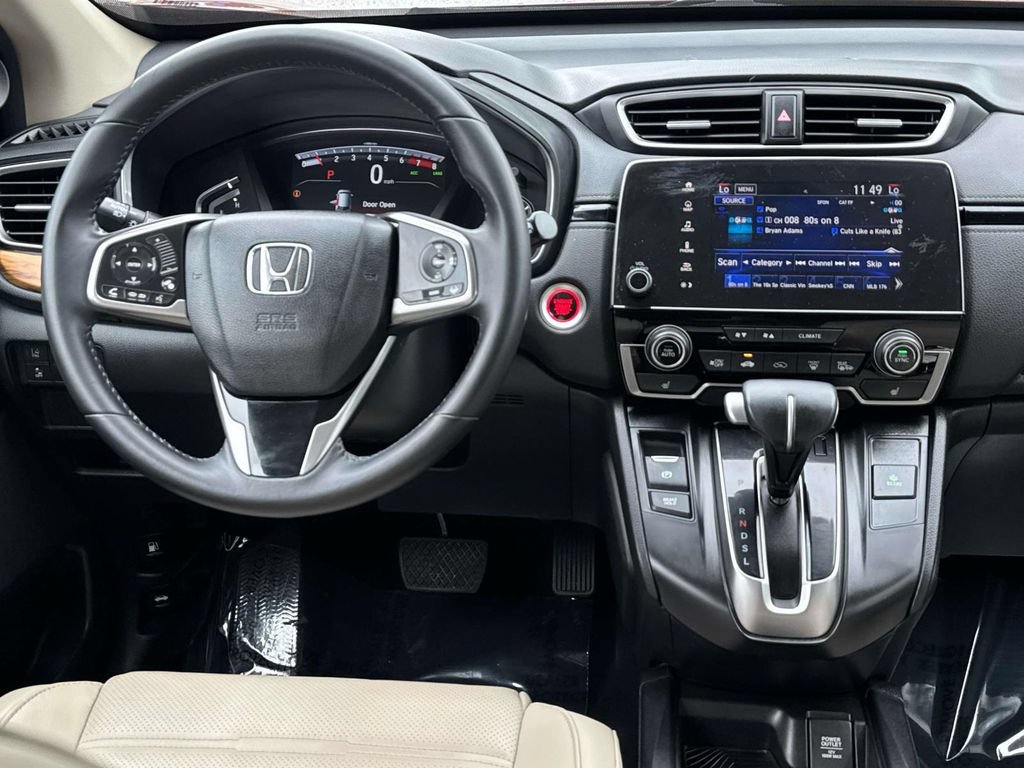 Used 2018 Honda CR-V Touring image 3