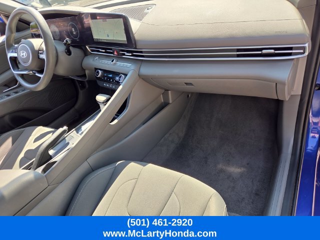 Used 2024 Hyundai Elantra SEL FWD image 17