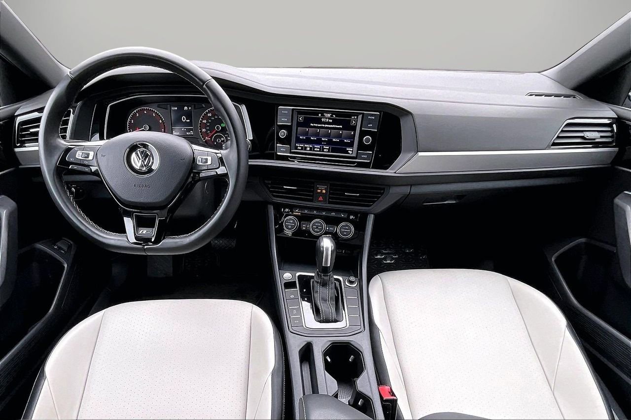 Used 2021 Volkswagen Jetta R-Line image 15