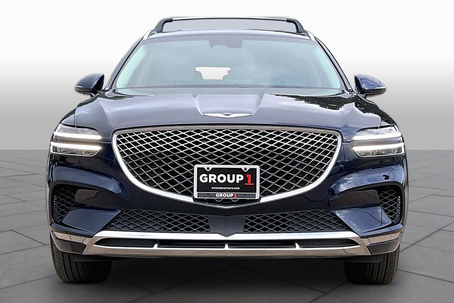 Used 2023 Genesis GV70 2.5T w/ Select Package AWD/4WD image 4