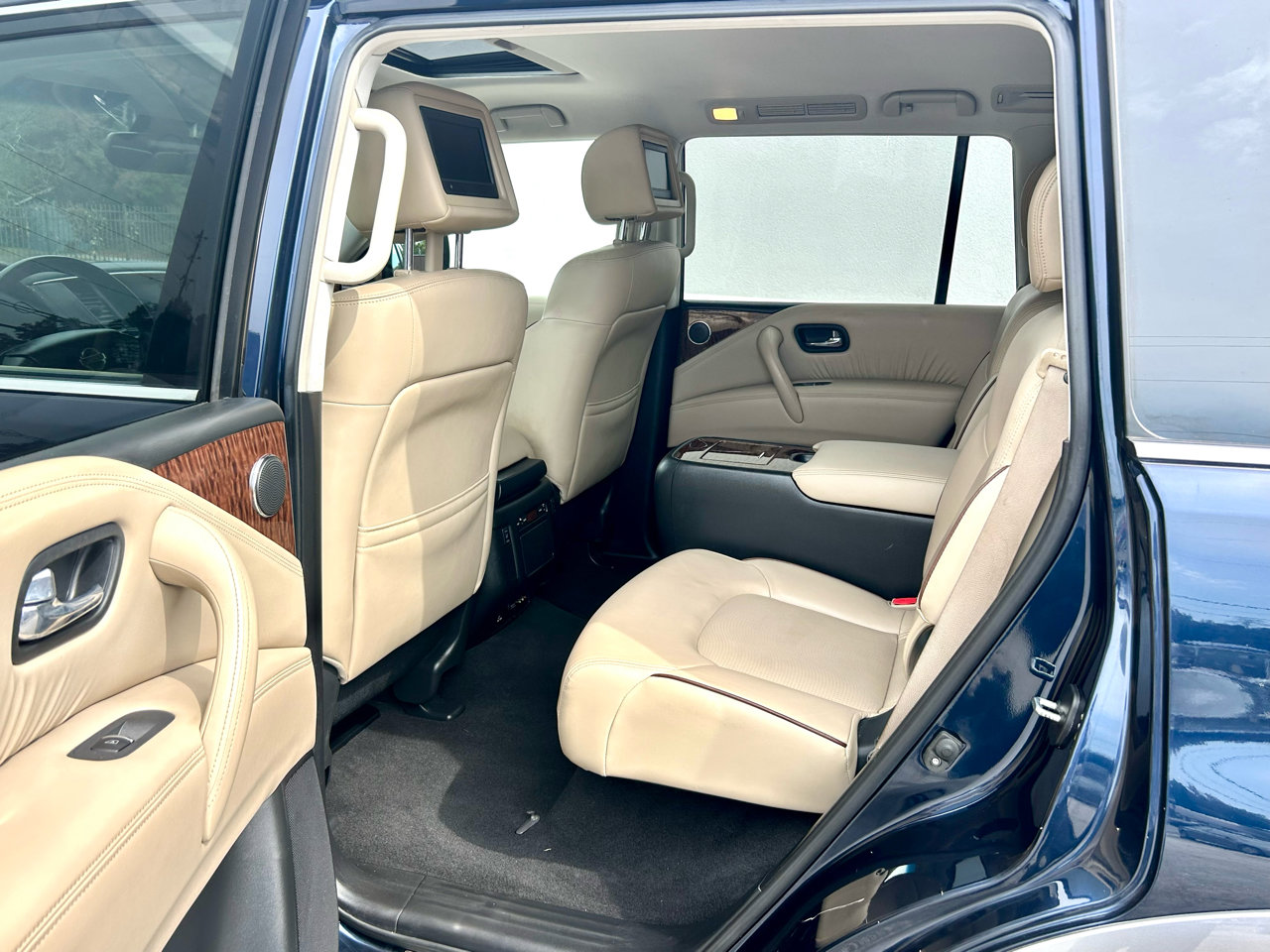 Used 2017 Nissan Armada Platinum w/ Captain Seat Package image 14