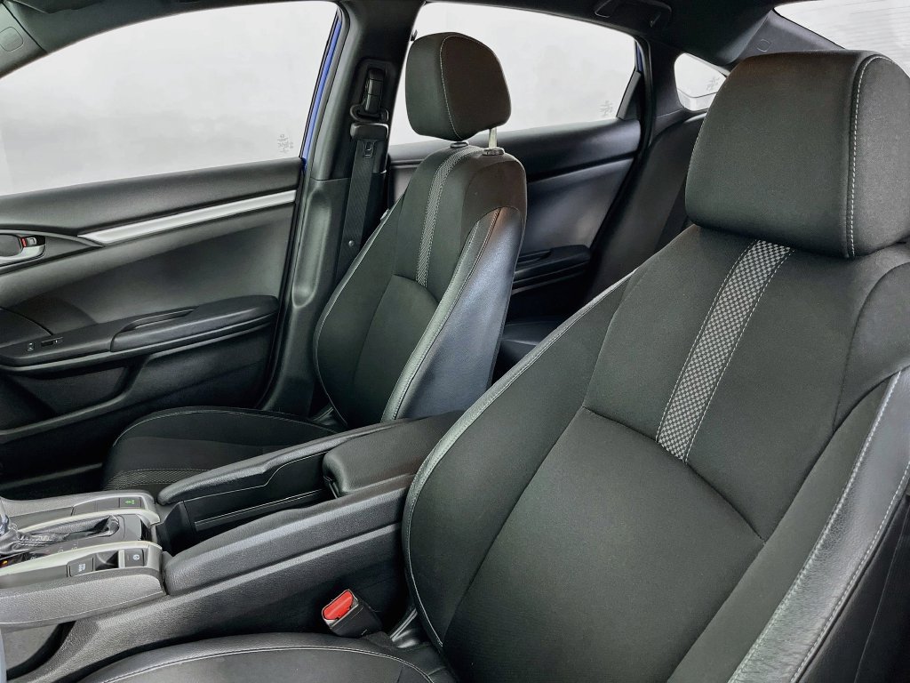 Used 2021 Honda Civic Sport image 25