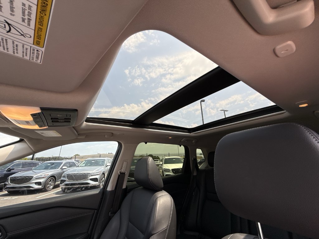 Used 2024 Nissan Rogue SL w/ SL Premium Package FWD image 33