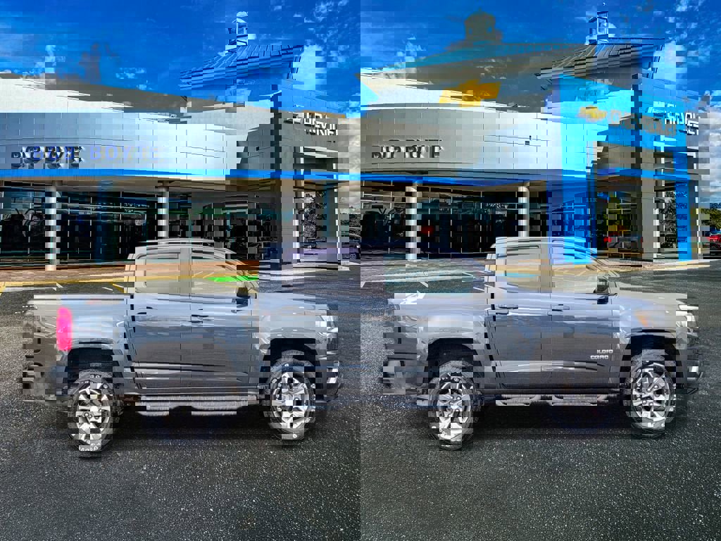 Used 2018 Chevrolet Colorado Z71 image 2