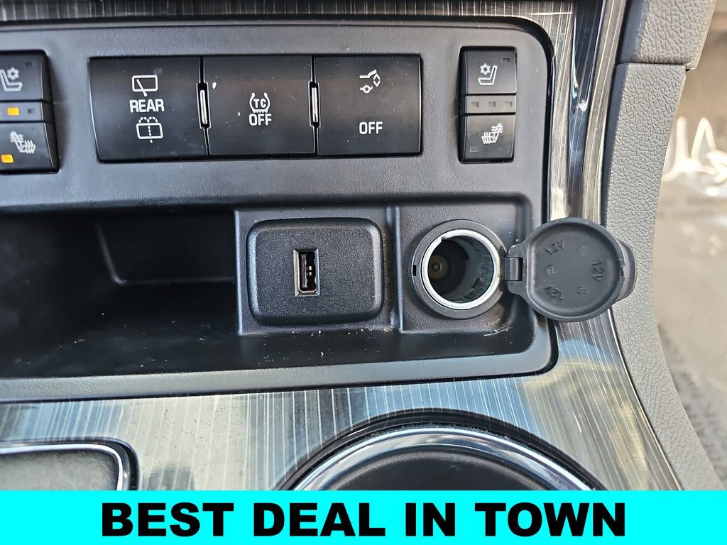 Used 2015 Chevrolet Traverse LTZ image 28