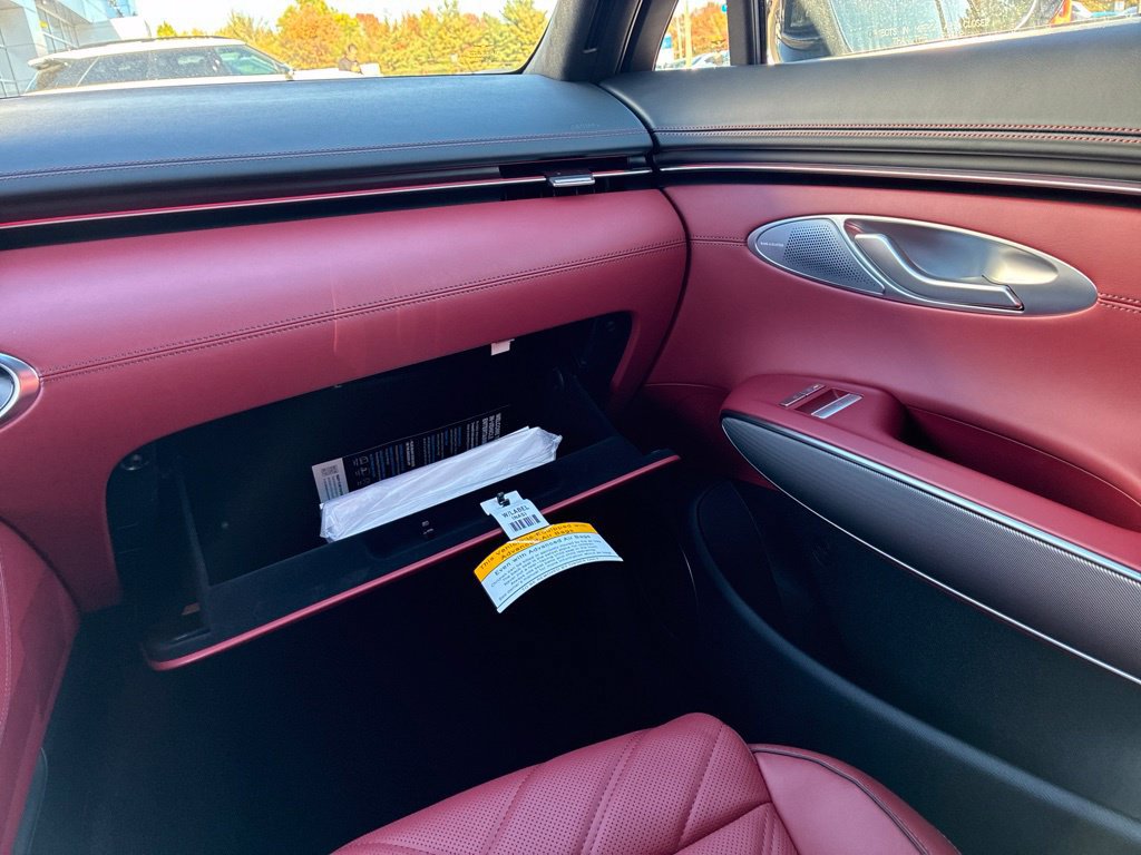 New 2027 Genesis GV70 2.5T Sport Prestige AWD/4WD image 40