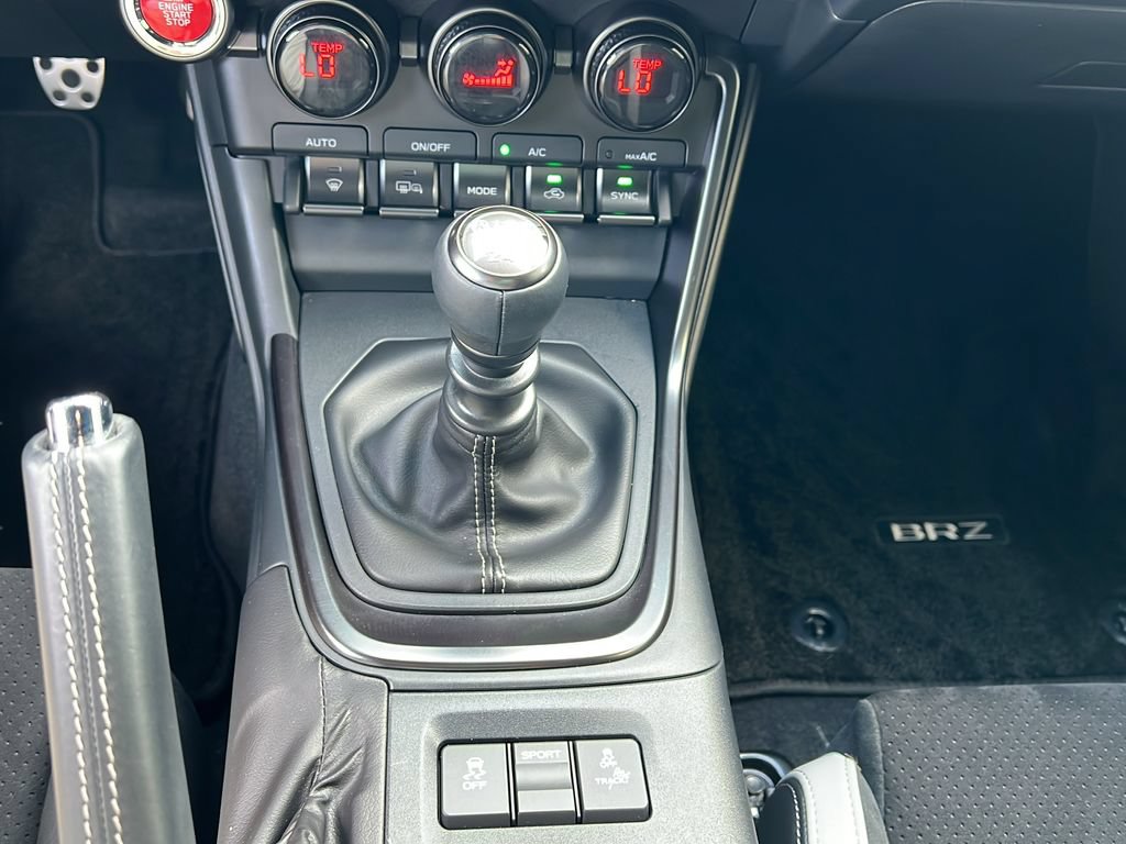 Used 2025 Subaru BRZ Limited RWD image 17