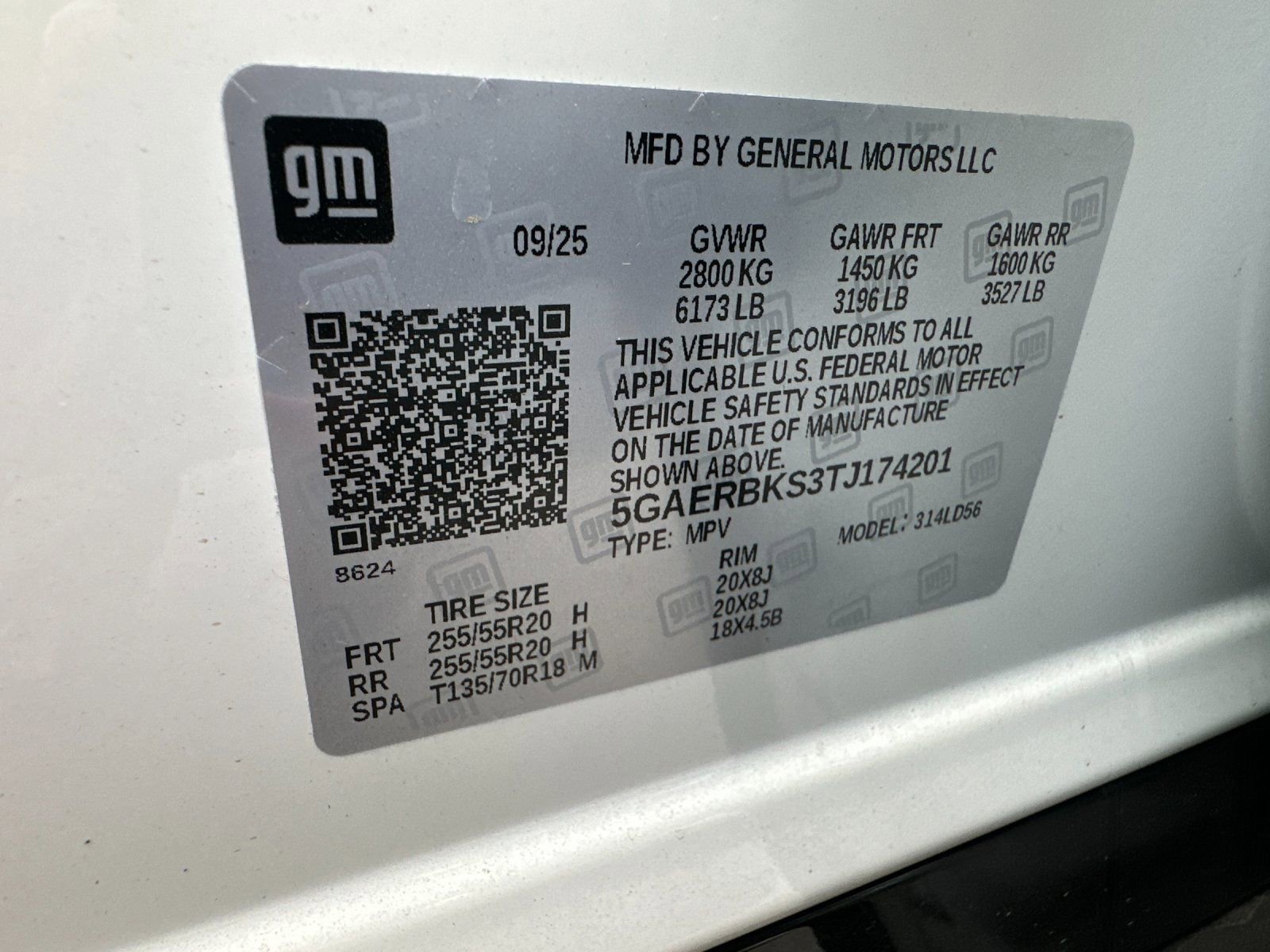 New 2026 Buick Enclave Sport Touring w/ Power Package FWD image 29