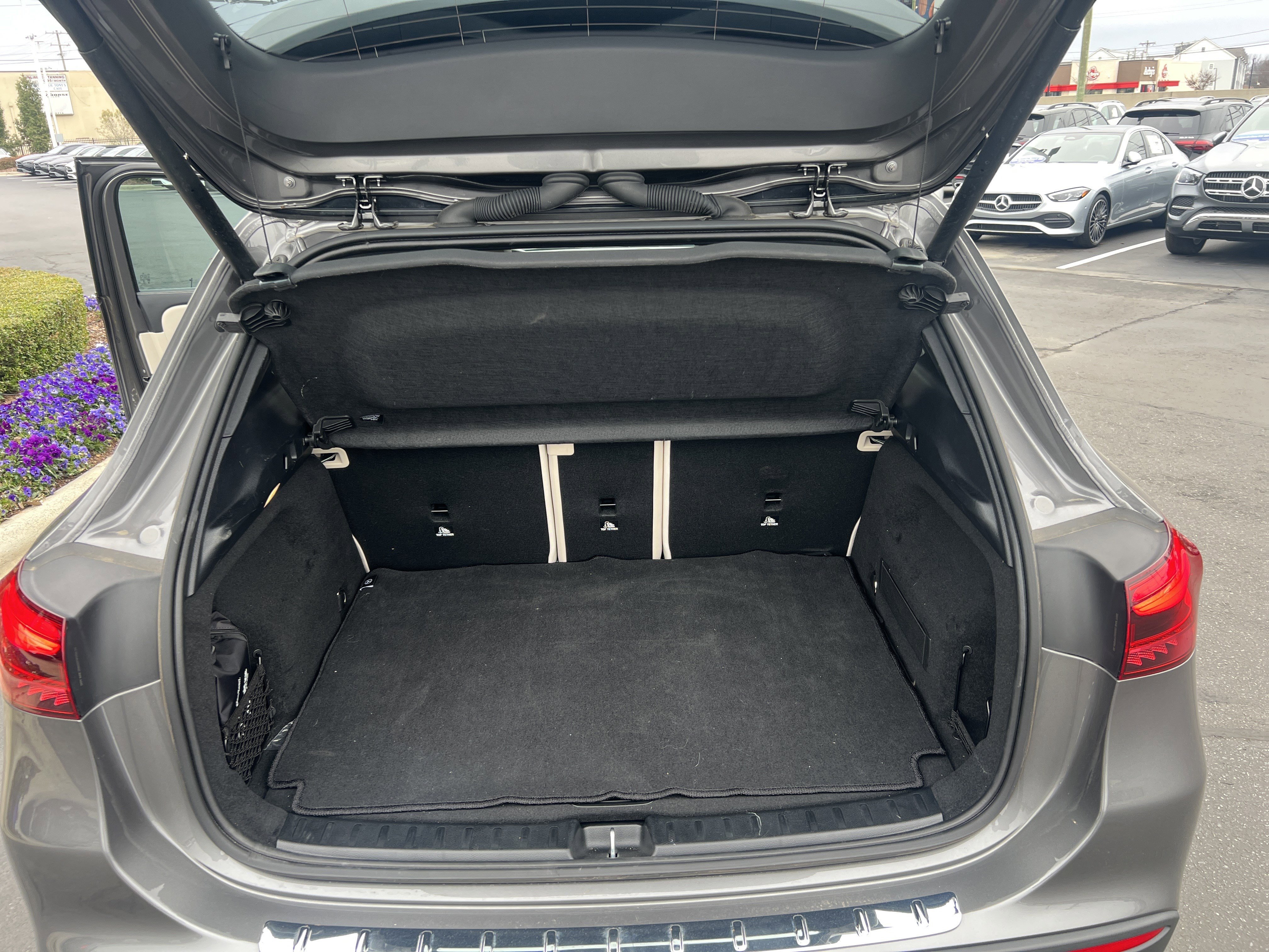 Used 2025 Mercedes-Benz GLA 250 4MATIC image 34