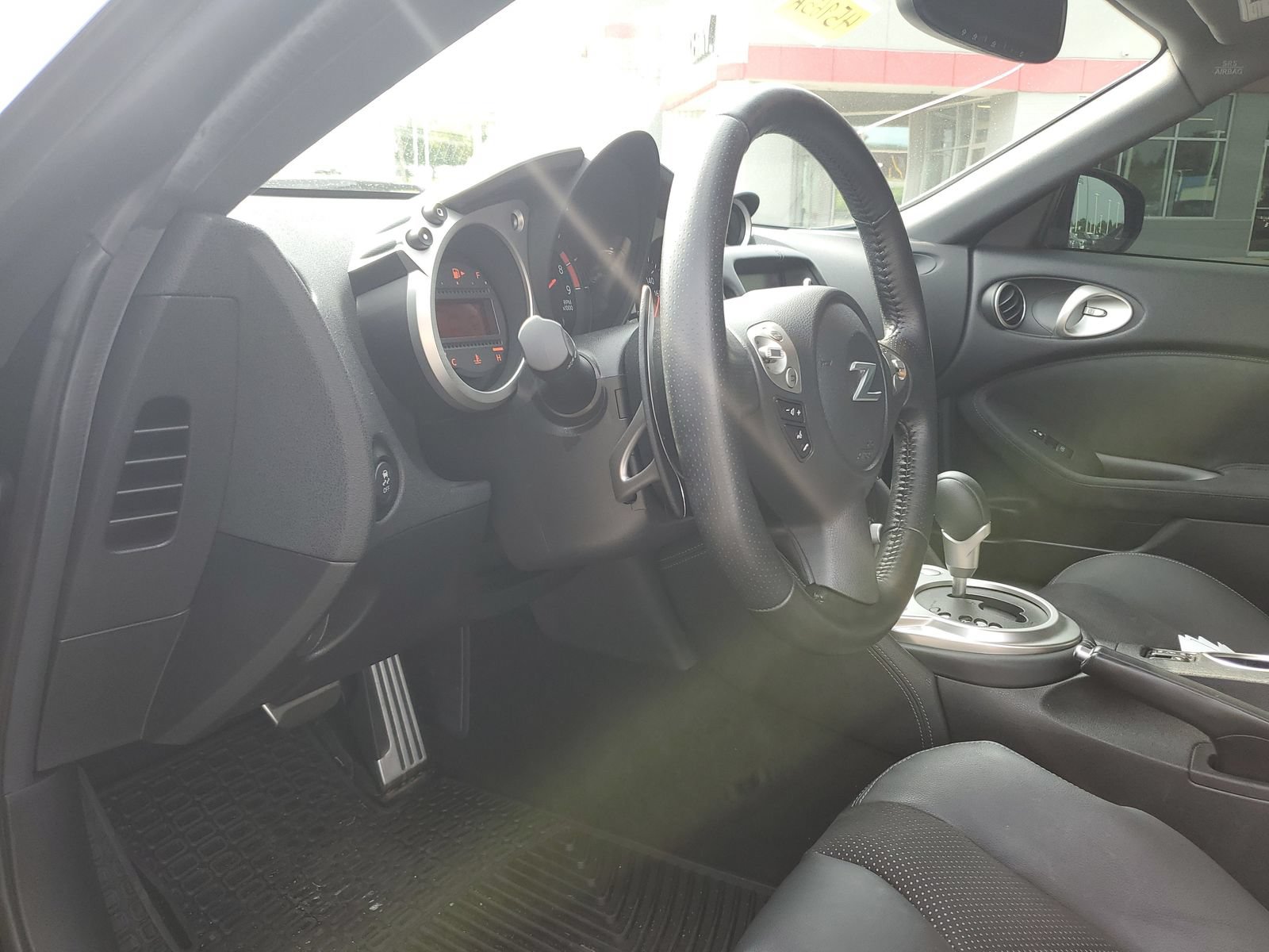 Used 2019 Nissan 370Z Touring Sport RWD image 12