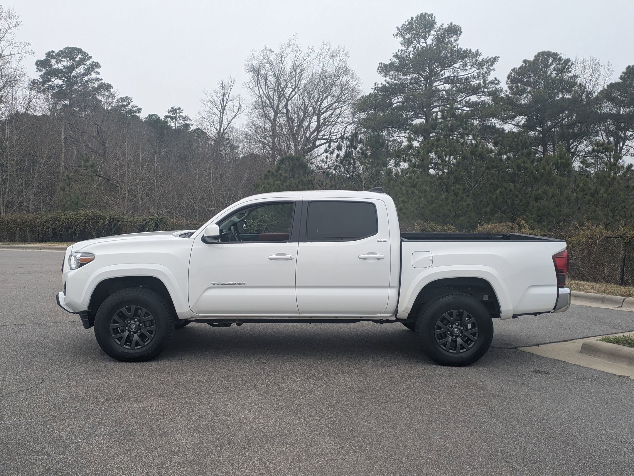 Used 2023 Toyota Tacoma SR5 image 8