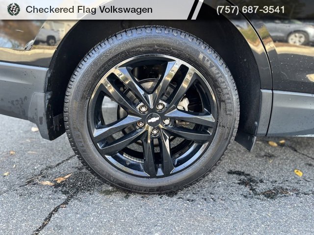 Used 2020 Chevrolet Equinox LT w/ Midnight Edition image 6