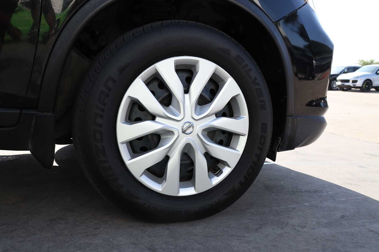Used 2019 Nissan Rogue S AWD/4WD image 56