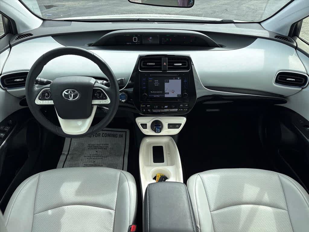Used 2018 Toyota Prius Three Touring FWD image 10