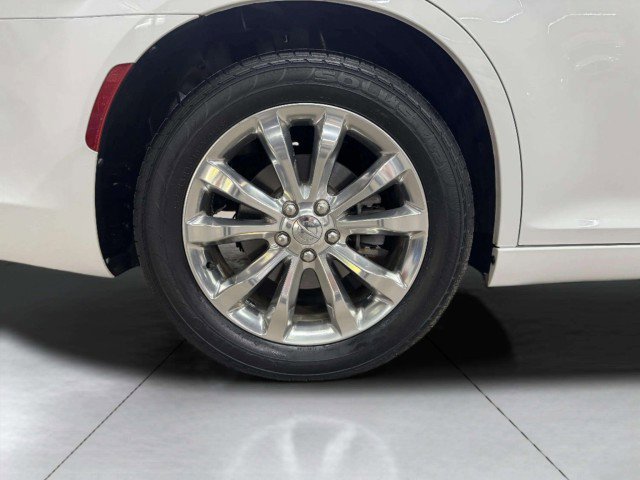 Used 2016 Chrysler 300 Limited w/ Driver Convenience Group image 44