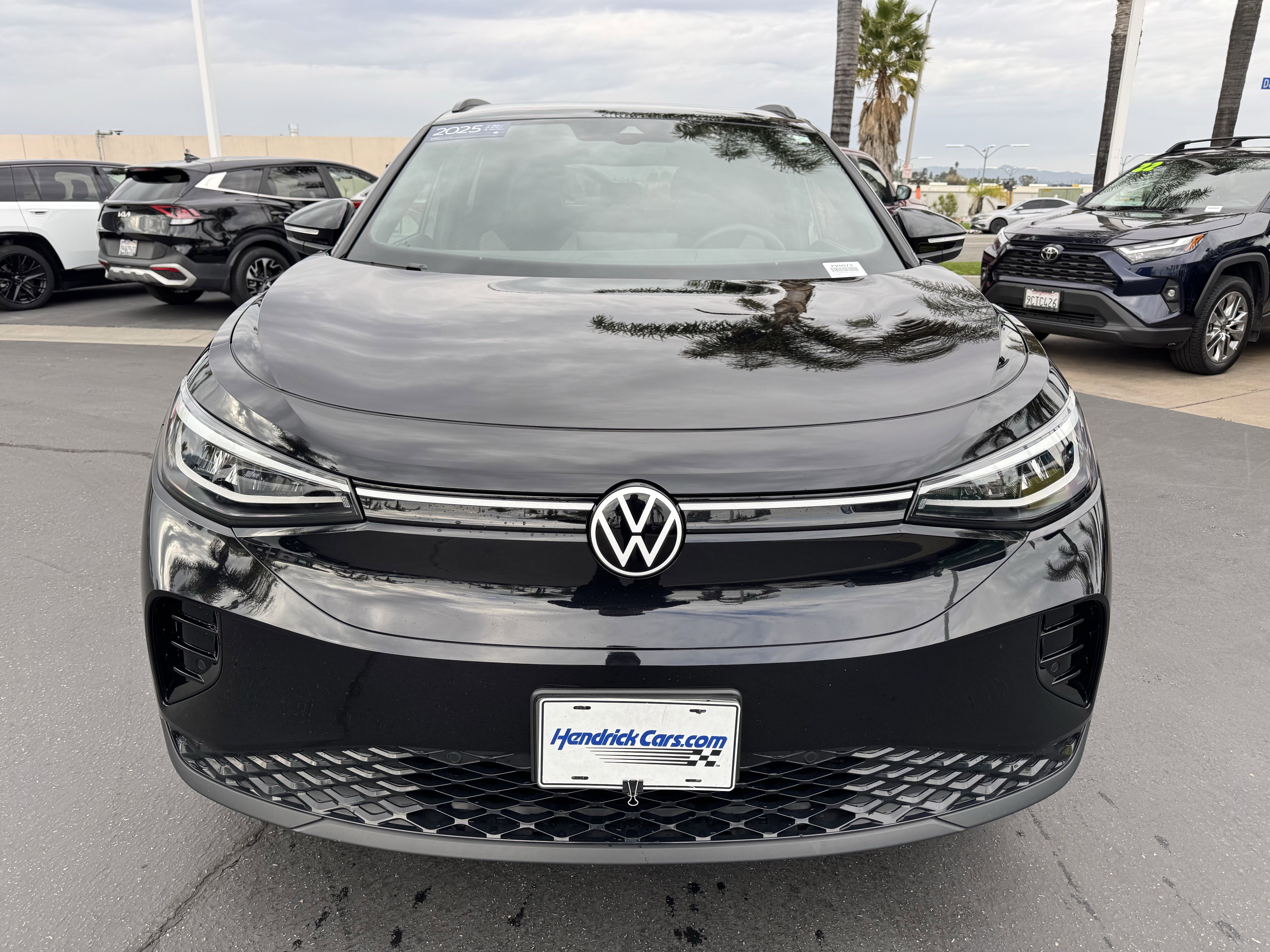 Used 2025 Volkswagen ID.4 Pro image 3