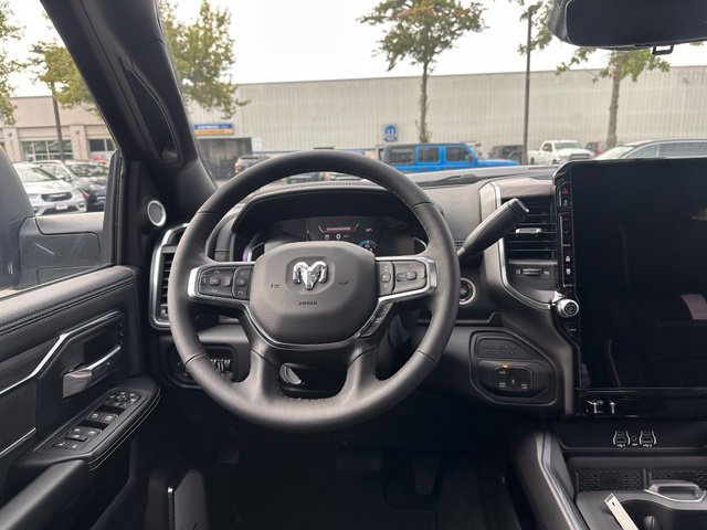 New 2026 RAM 2500 Laramie AWD/4WD image 18