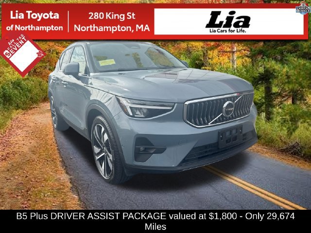 Used 2023 Volvo XC40 B5 Plus w/ Driver Assist Package